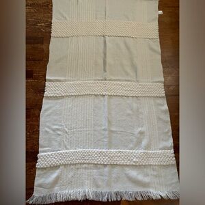 Crate and Barrel Covello/Throw Ivory 40x70 Chunky weaves/monochrome plaid.